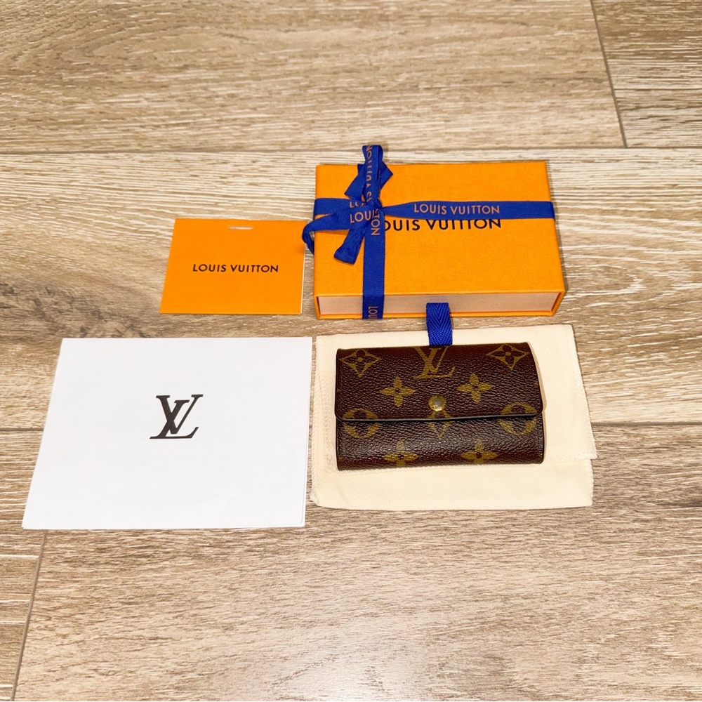 Louis Vuitton 6 Key Holder Monogram